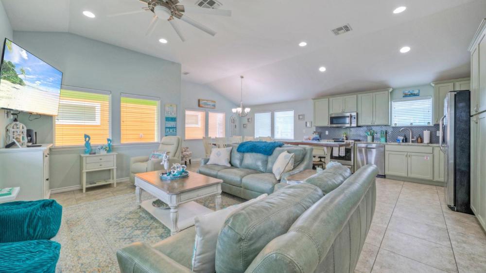 Reel Life Dreams by AvantStay Pool Near Beach